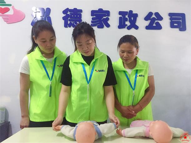 為什么奶粉一定不能沖調(diào)過(guò)濃？奶粉過(guò)濃的話都有哪些危害？